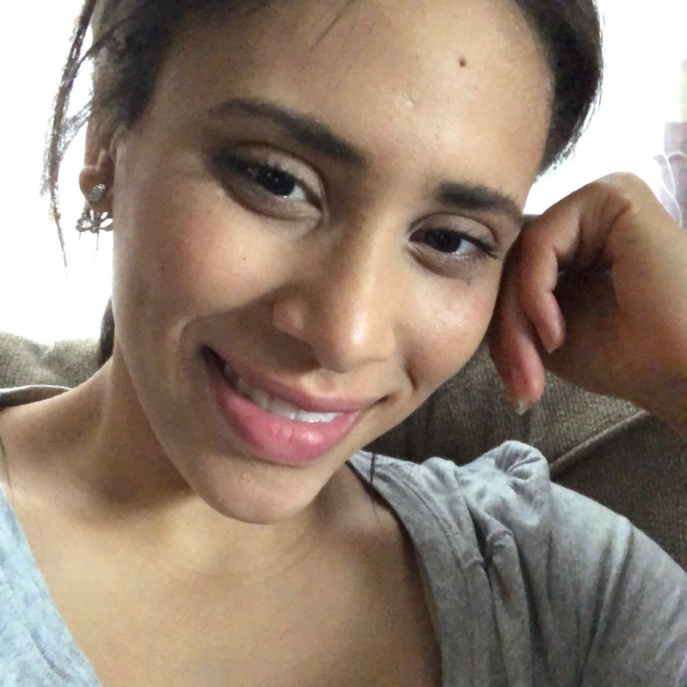 Meet your Posher, Maya